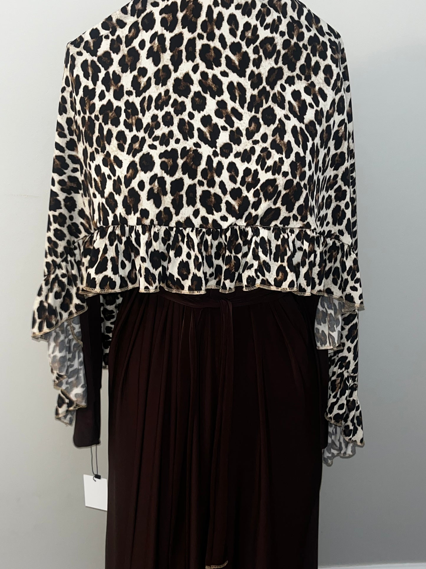 Brown Aline with Leopard along Ruffled Shayla